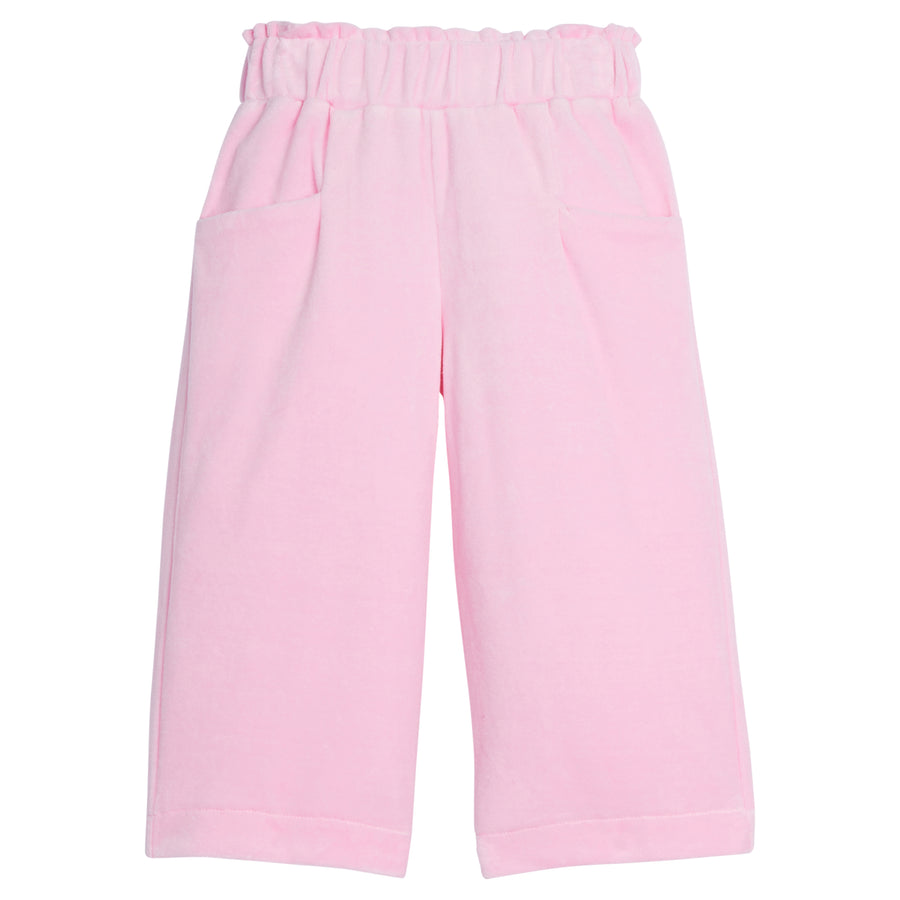 Girls/Tween pants in our Light Pink Velour. Pants feature an elastic waistband with pockets in the front and is in our super soft velour fabric for a comfy fit-BISBY